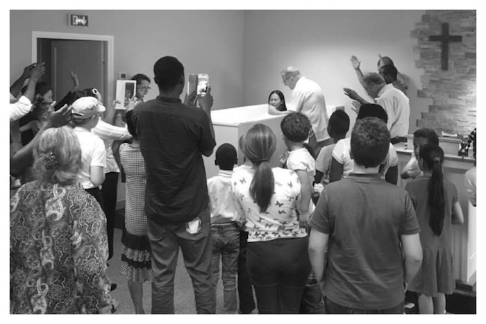 pardon des péchés, baptême, immersion, nom de Jésus, église protestante, église pentecôtiste unie, châtellerault